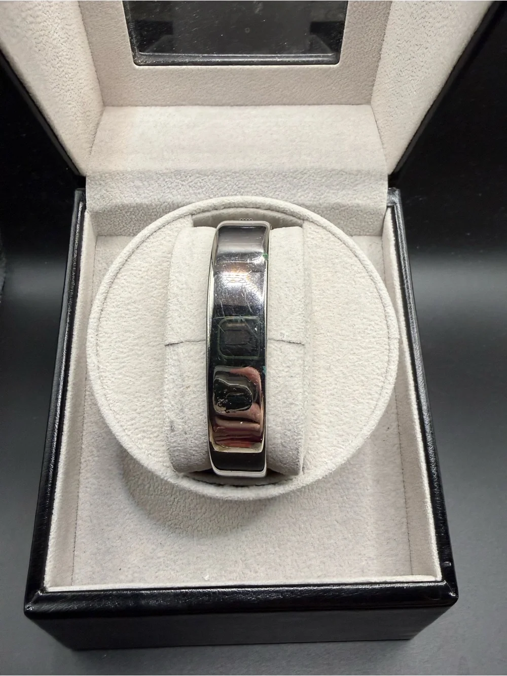 Cardini Womens Two Tone Bangle Watch 21.6mm Silver Gold Oval Quartz Japan Tested